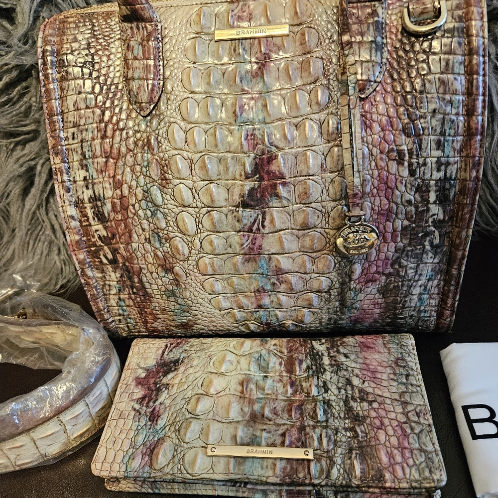 *CYBER SALE!* Brahmin Caroline & AnnMarie Wallet Set - Amethyst